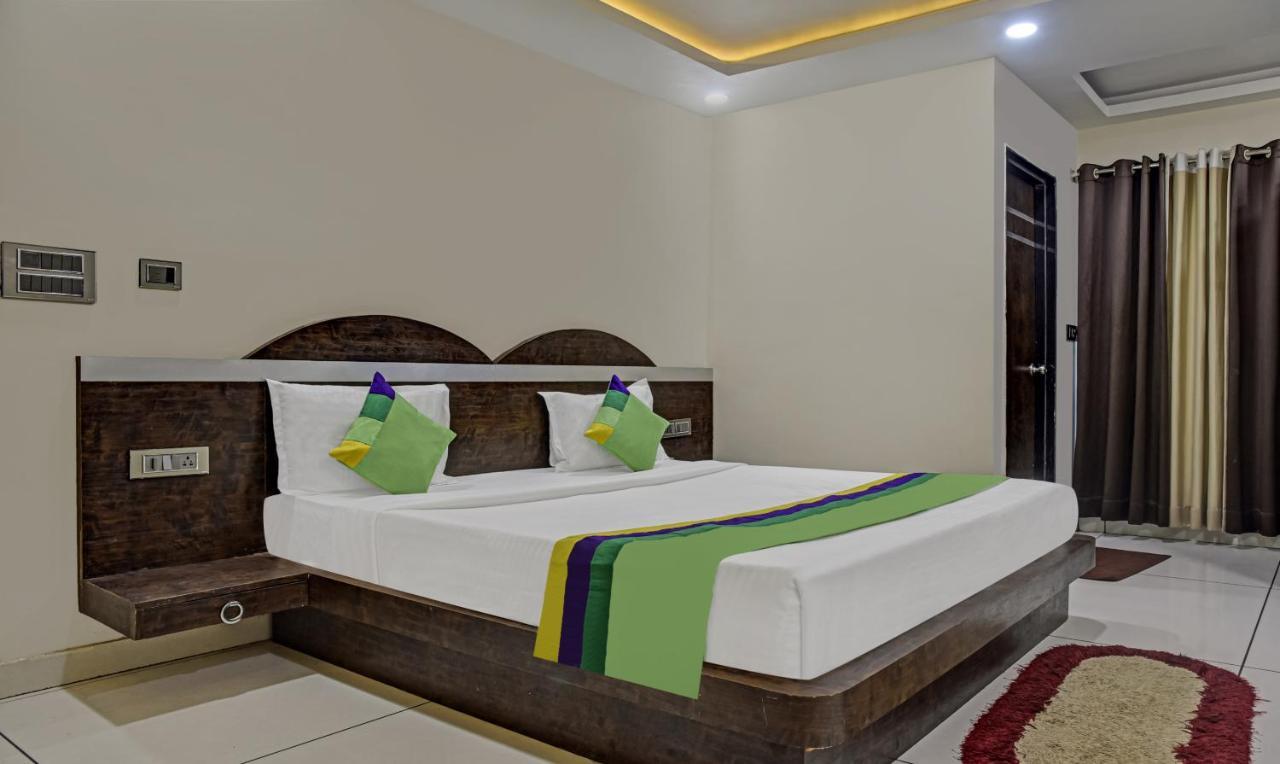 Treebo Trend Jalsa Dlx Hoshangabad Road Bhopal Exterior photo