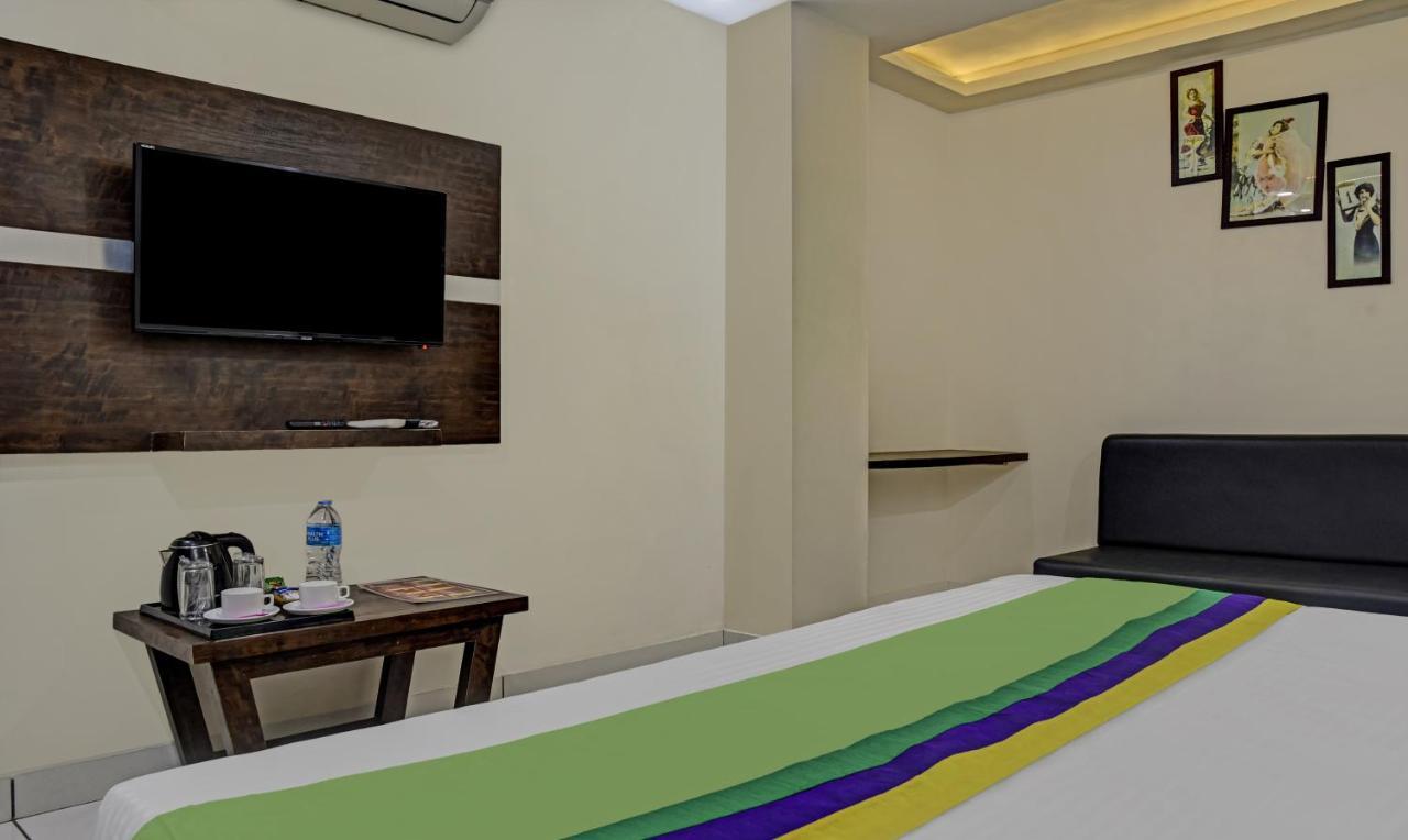 Treebo Trend Jalsa Dlx Hoshangabad Road Bhopal Exterior photo